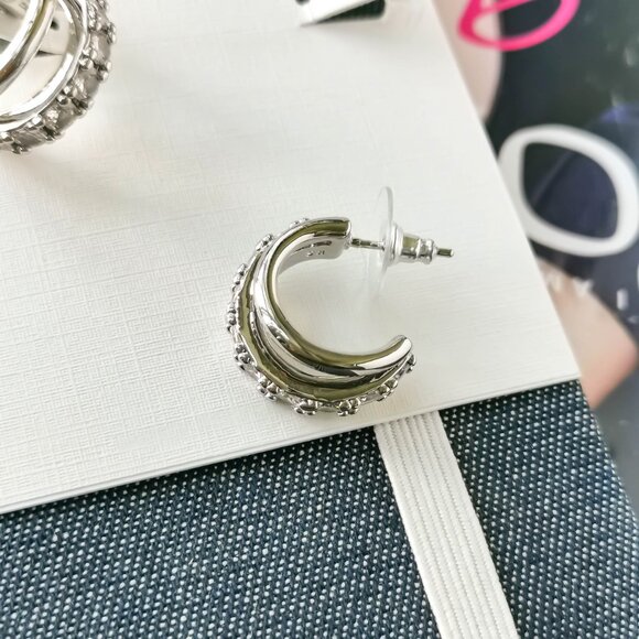 New Silver Kendra Scott Livy White Crystal Earrings - Picture 3 of 3